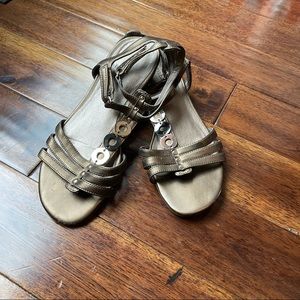 Dress Barn Copper/Taupe Strappy Sandals Low Heel Women’s 7-1/2 M